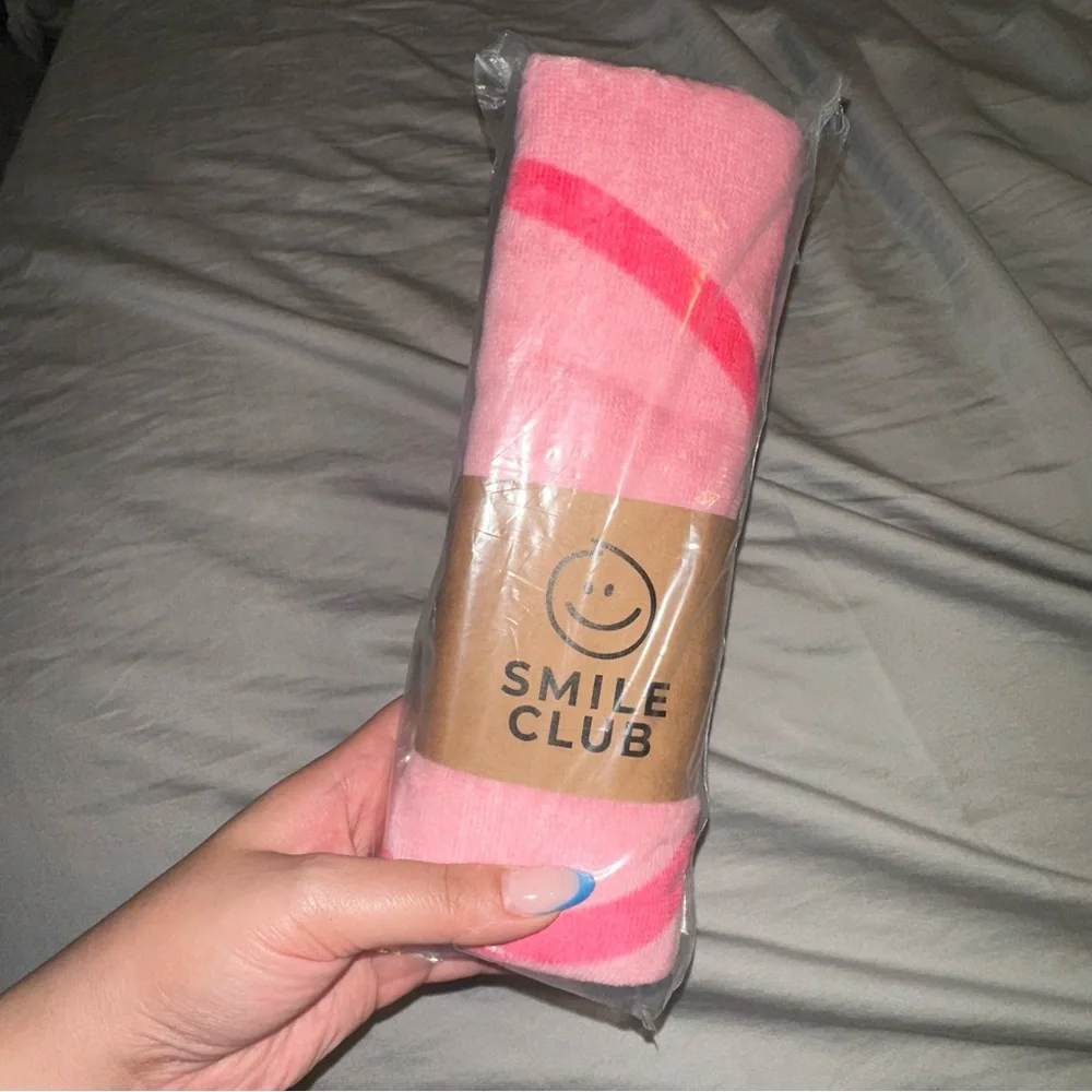 Moana Smile Club Gym Towel